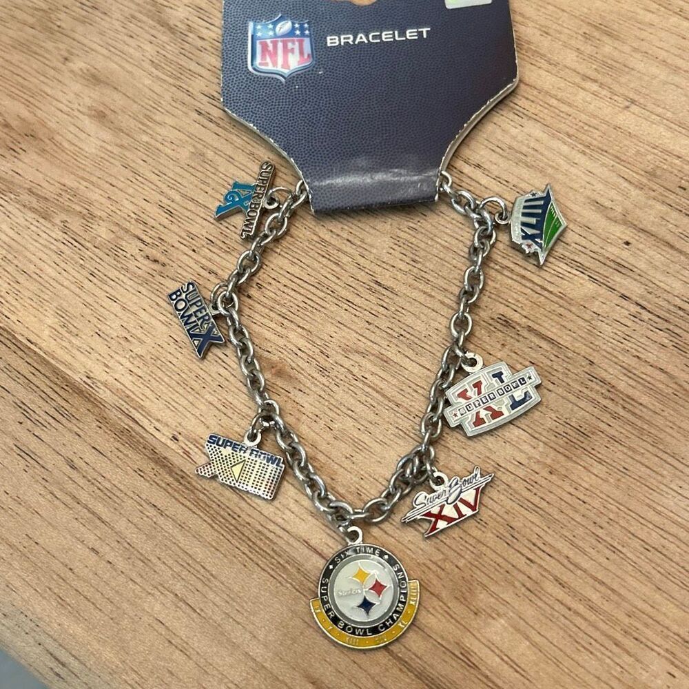 NWT NFL Pittsburgh Steelers Super Bowl charm bracelet silver tone